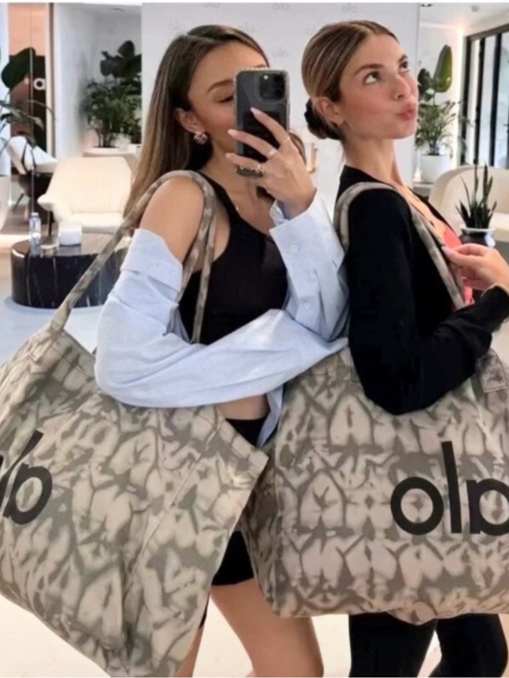 ALO Yoga Grey Tie-Dye Tote Bag